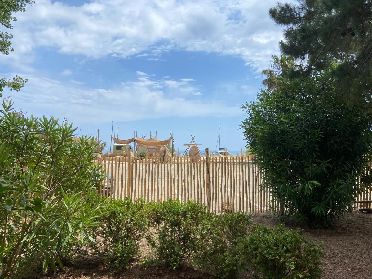 Les Lodges De La Plage U Dragulinu Sari-Solenzara Exterior foto