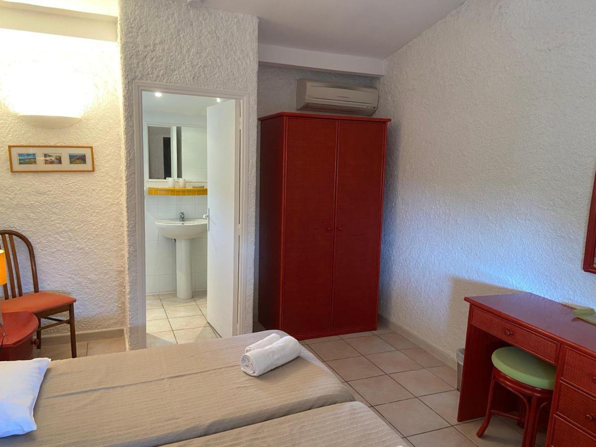 Les Lodges De La Plage U Dragulinu Sari-Solenzara Exterior foto